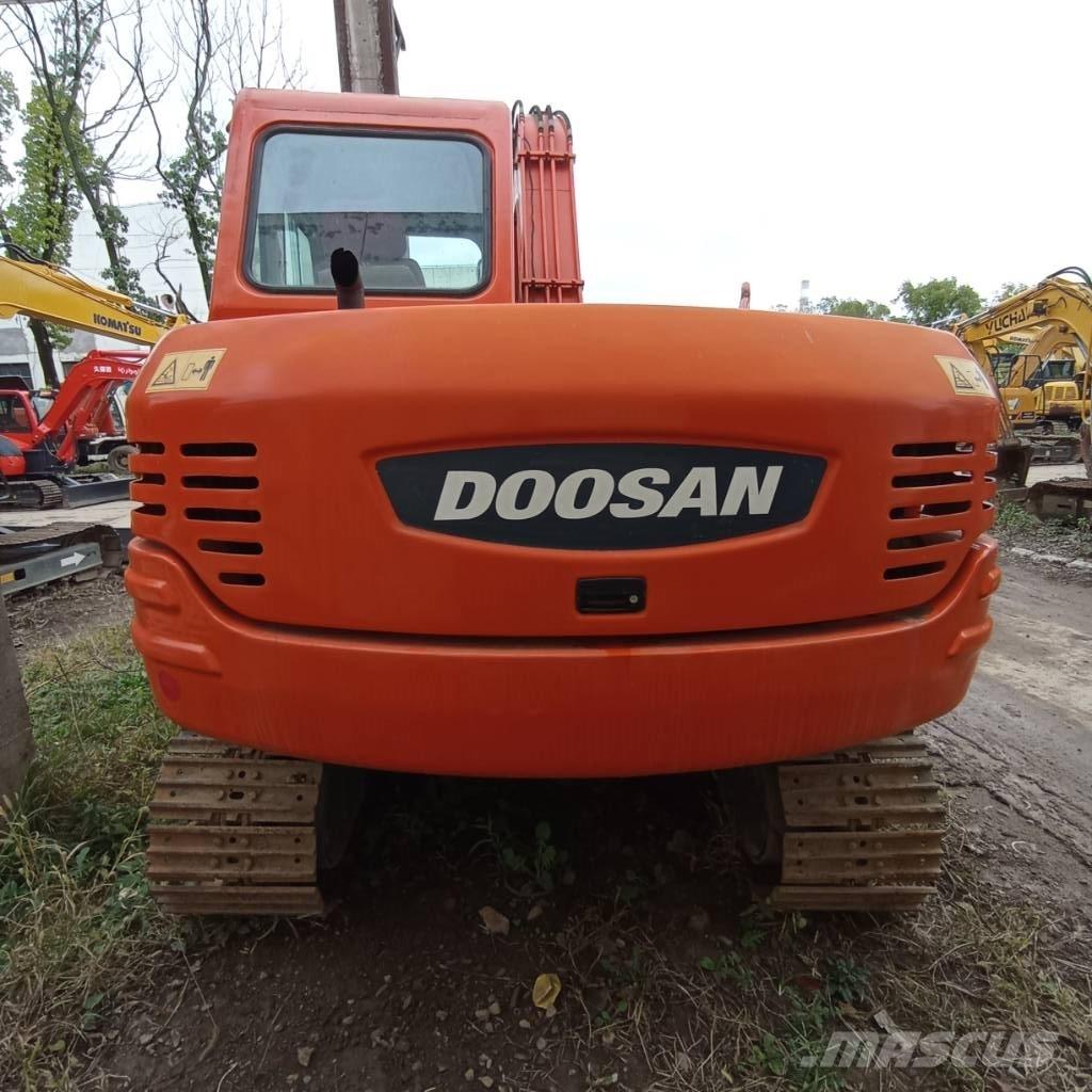 Doosan DH 80 Mini excavators < 7t