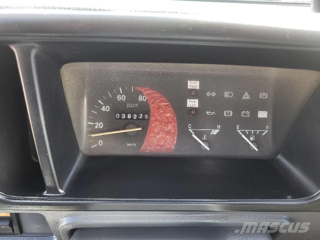 Pfau Springe Sweeper trucks