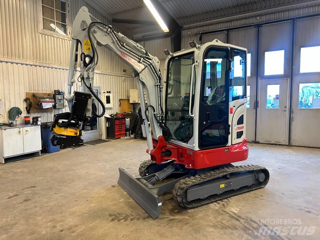 Takeuchi TB325 Mini excavators < 7t