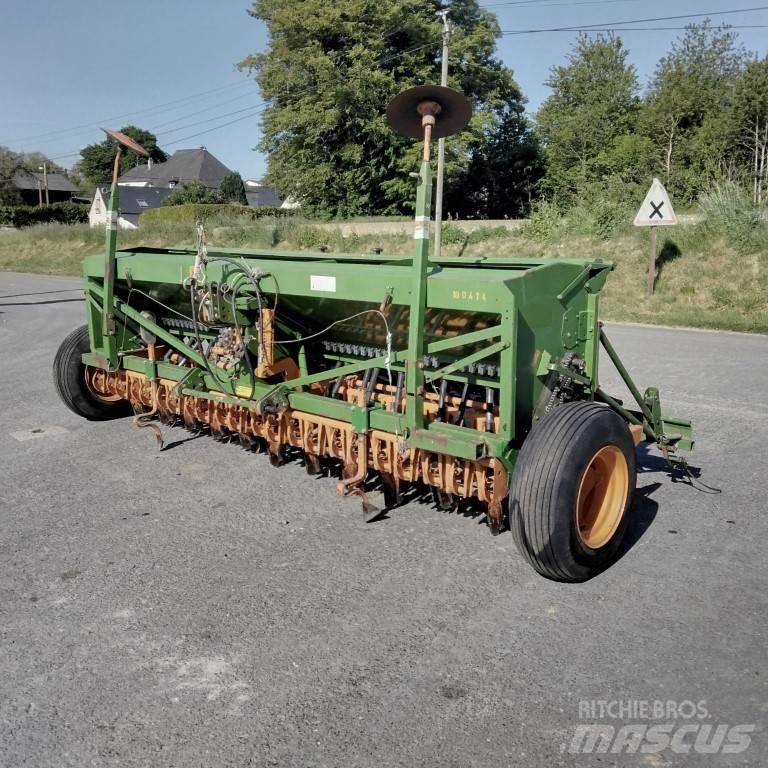 Amazone D7 40E Drills