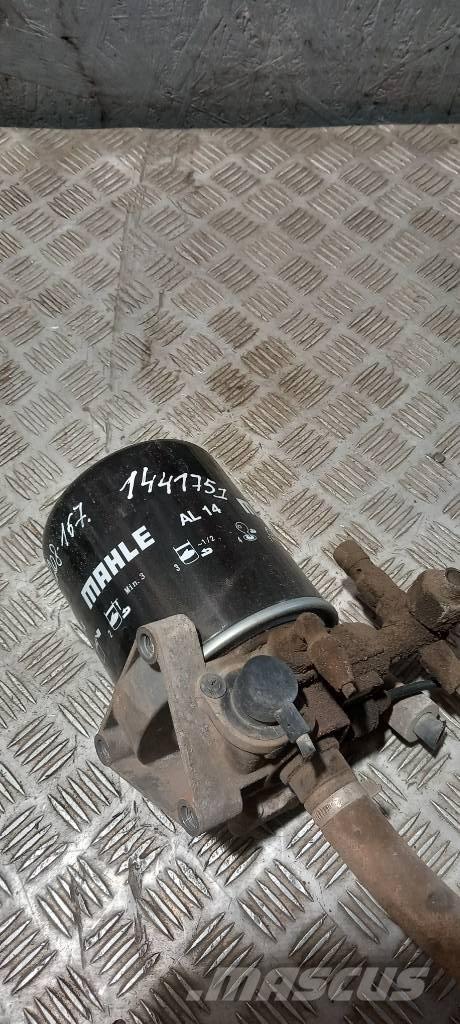Scania 94 D.       1441751 Brakes