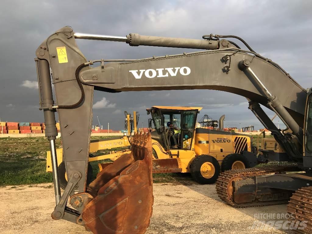 Volvo EC 460 B LC Crawler excavators