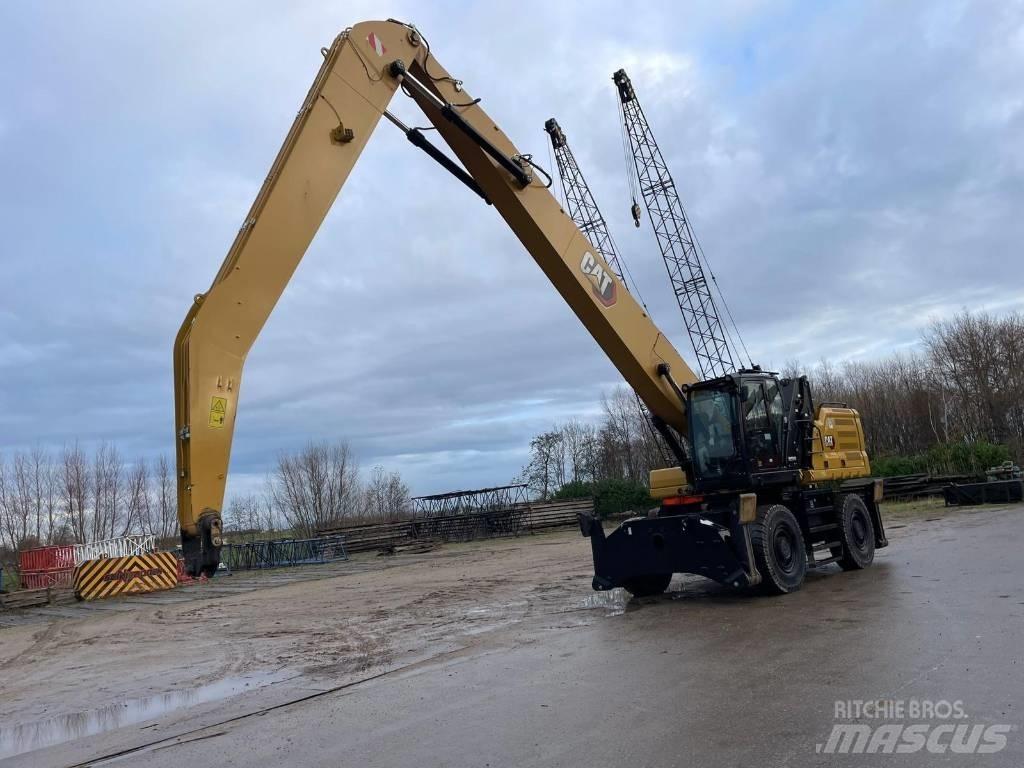 CAT 3040 Waste / industry handlers