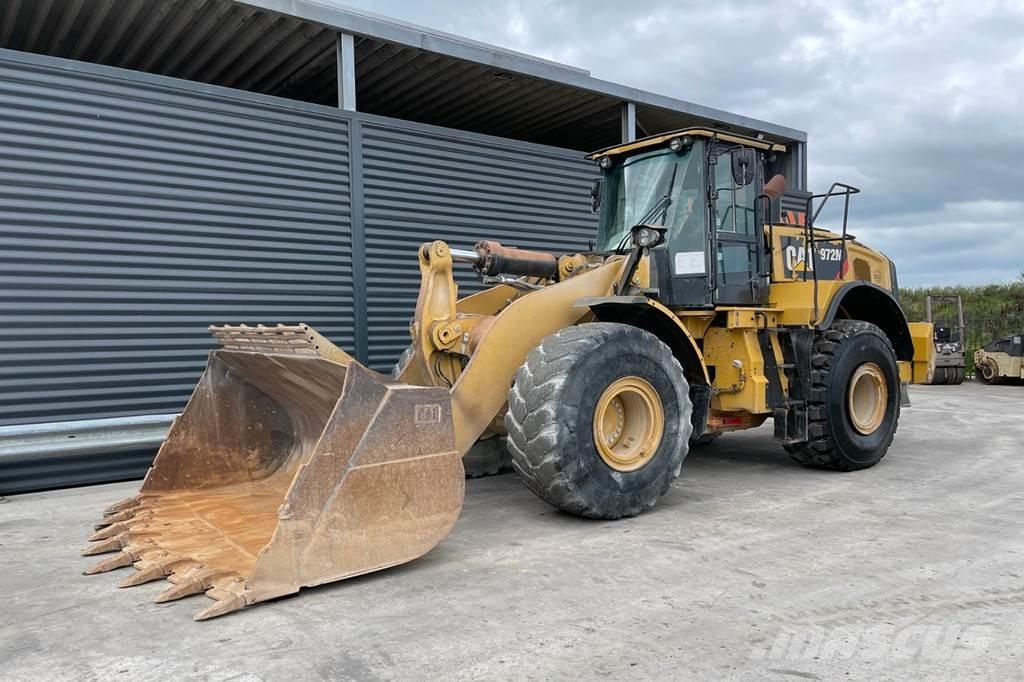 CAT 972M Wheel loaders