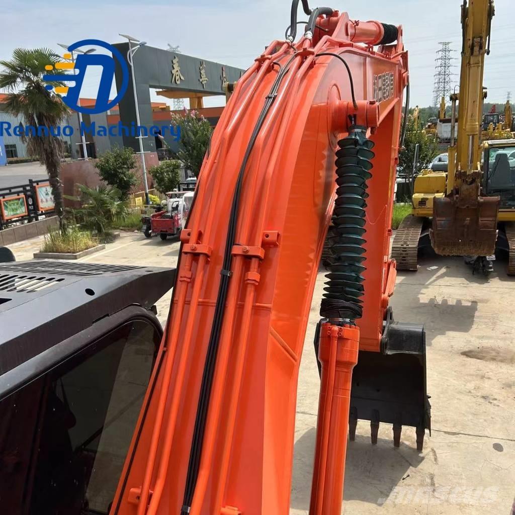 Hitachi ZX 200 Crawler excavators