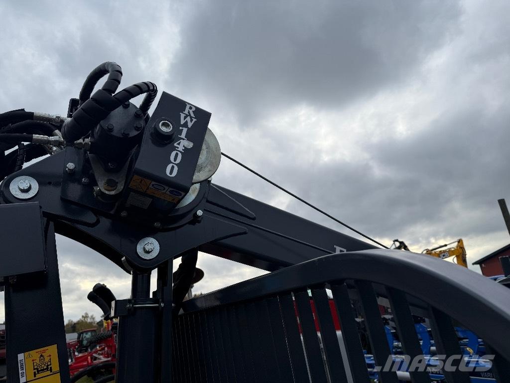 Farma T9 DS 6,7 kran Forest trailers