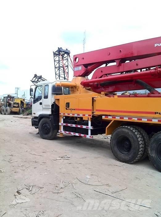 Putzmeister 37 m Concrete pumps