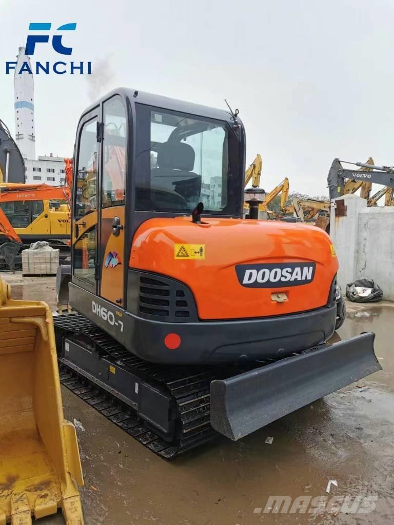 Doosan DH 60-7 Mini excavators < 7t