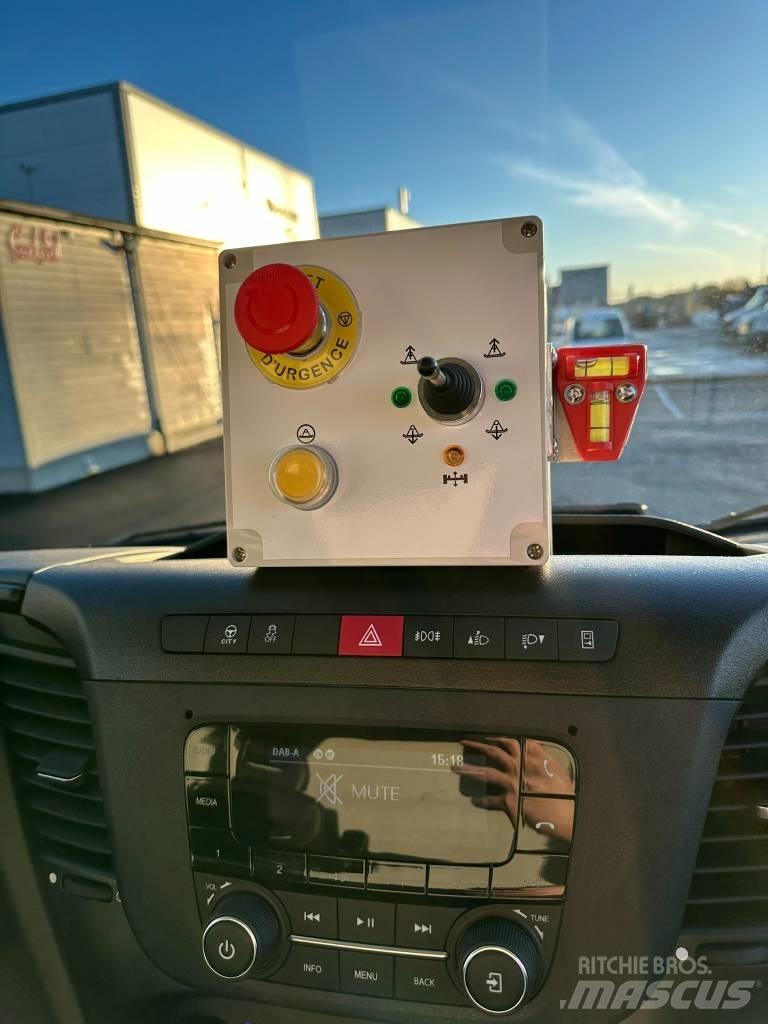 Klubb K42P Truck mounted aerial platforms