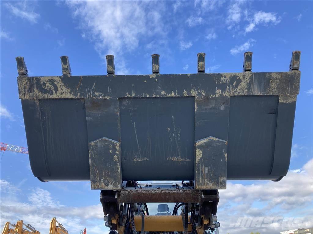 Liebherr L 538 Wheel loaders