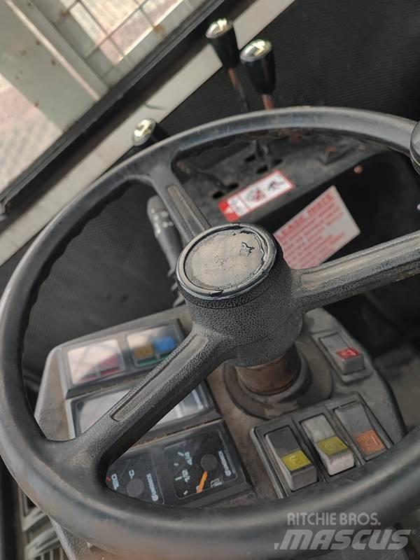  C40SA Sideloader