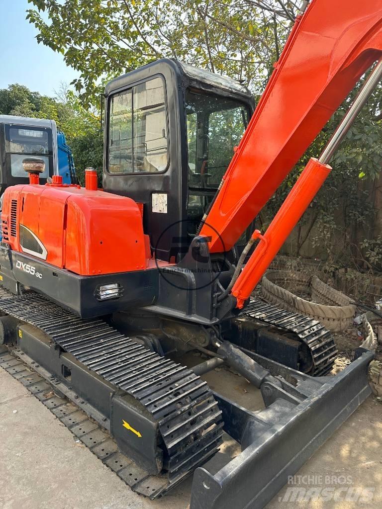 Doosan DX 55 Mini excavators < 7t