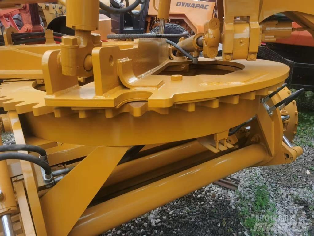 CAT 140 H TLB's