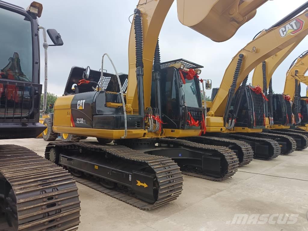 CAT 323 D2L Crawler excavators