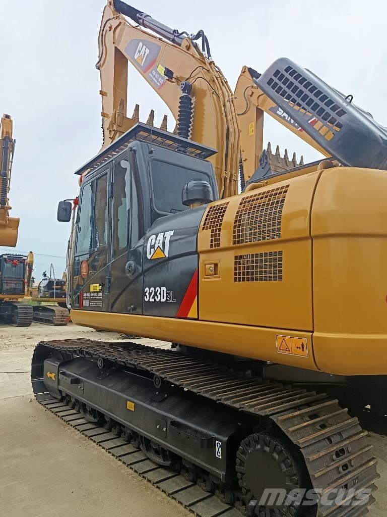 CAT 323 D2L Crawler excavators