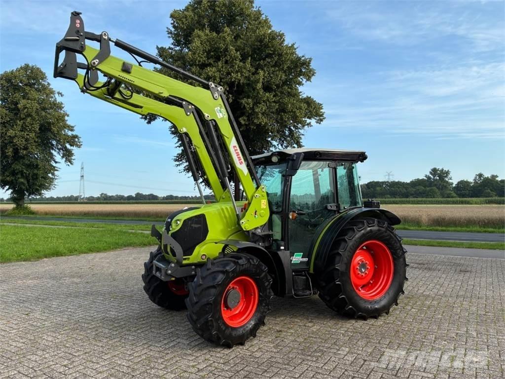 CLAAS Elios 220 Tractors