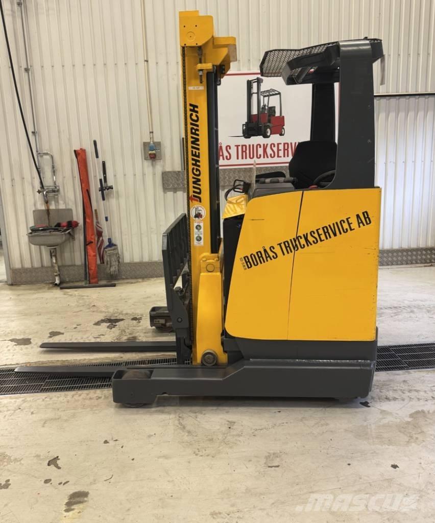 Jungheinrich ETV 10 Reach truck