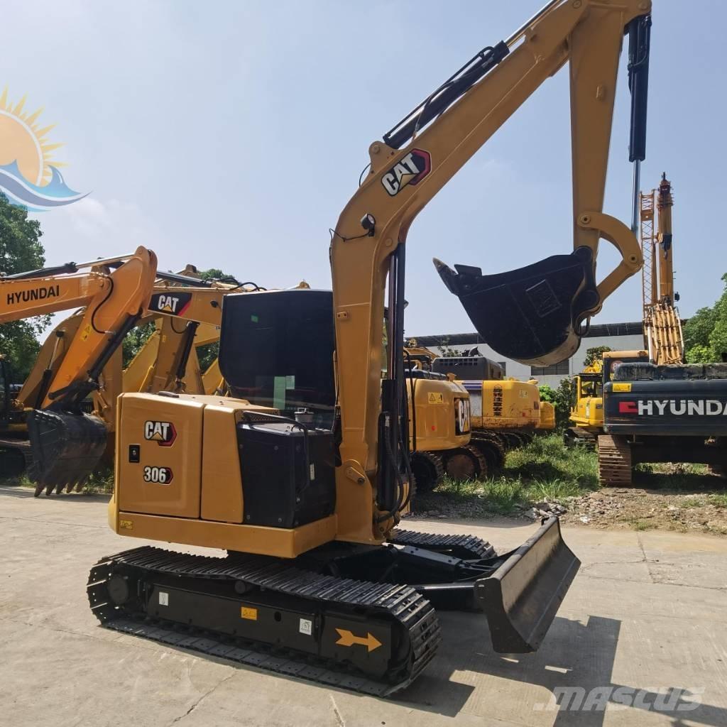 CAT 306 Mini excavators < 7t