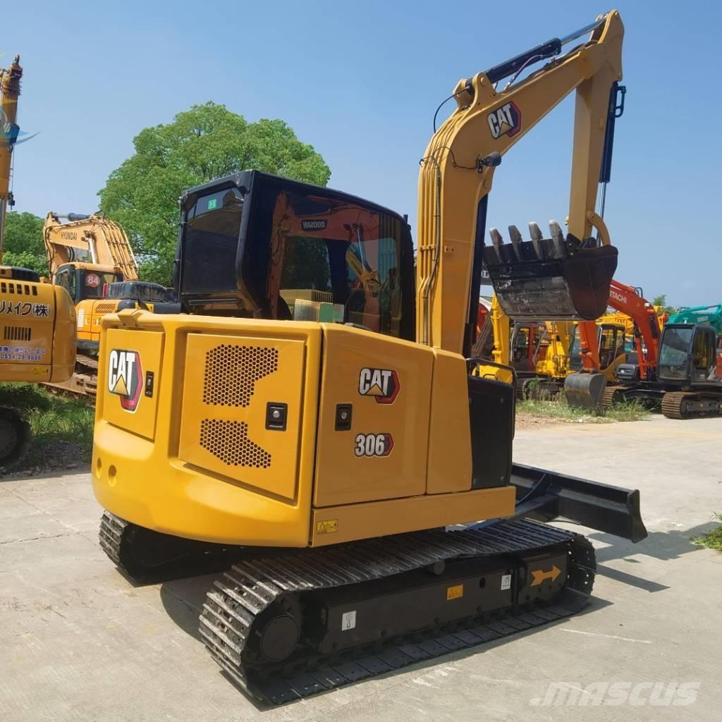 CAT 306 Mini excavators < 7t