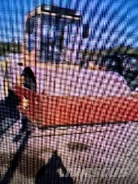 Bomag BW 211 D Twin drum rollers