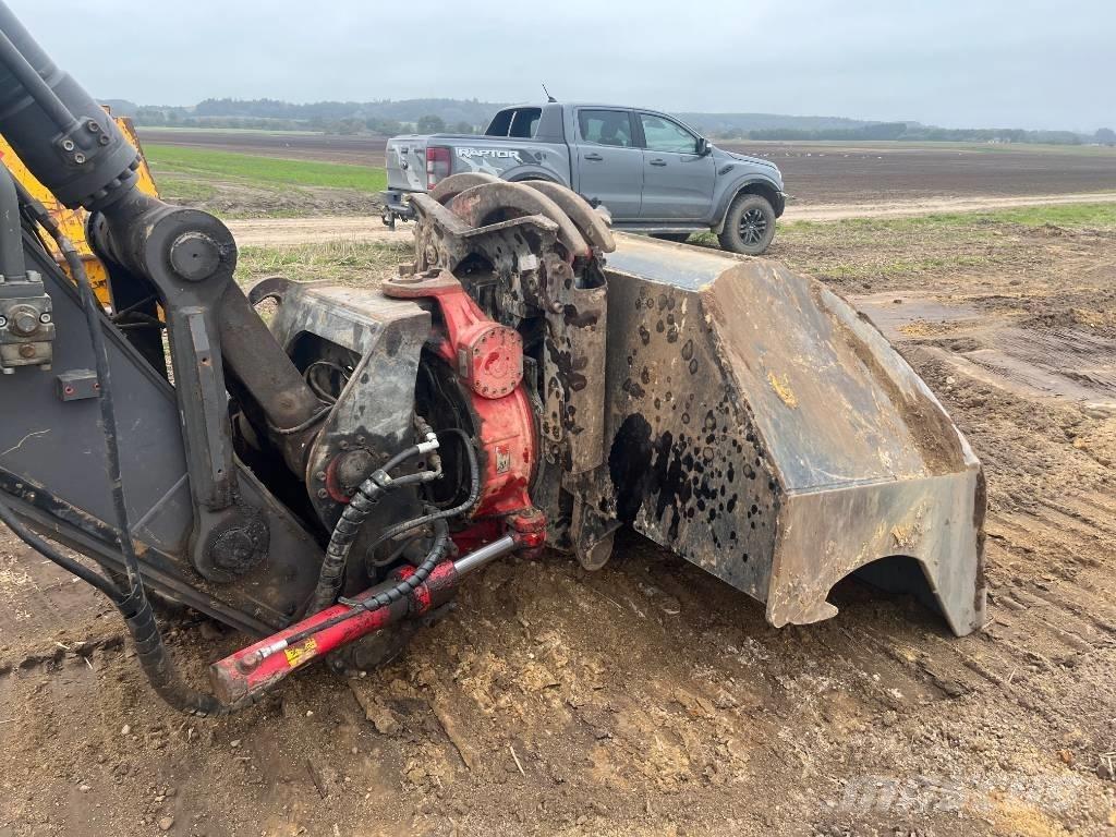 Volvo EC 290 B LC Crawler excavators