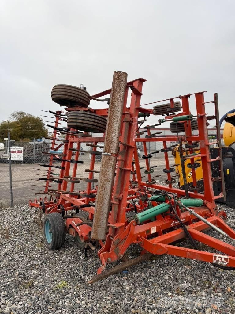 Kverneland TTA7 Harv Harrows