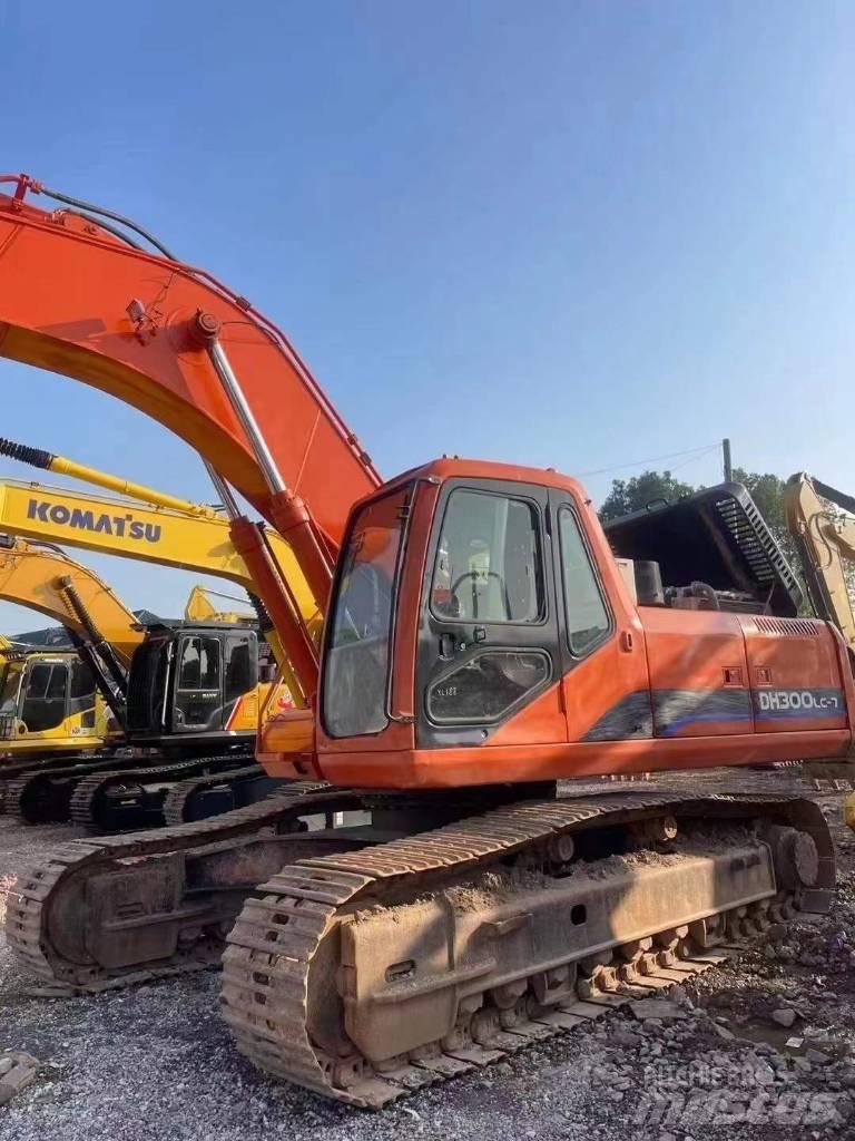 Doosan DH 300 LC-7 Crawler excavators