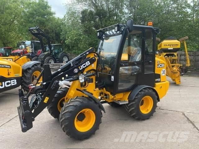 JCB 403 PLUS Farming telehandlers