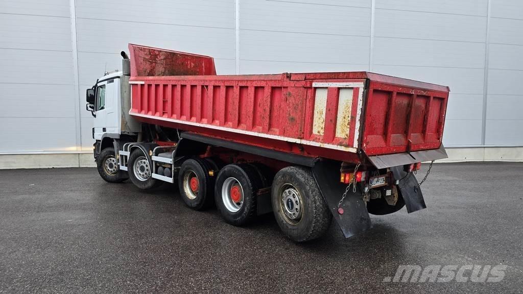Sisu Polar Tipper trucks