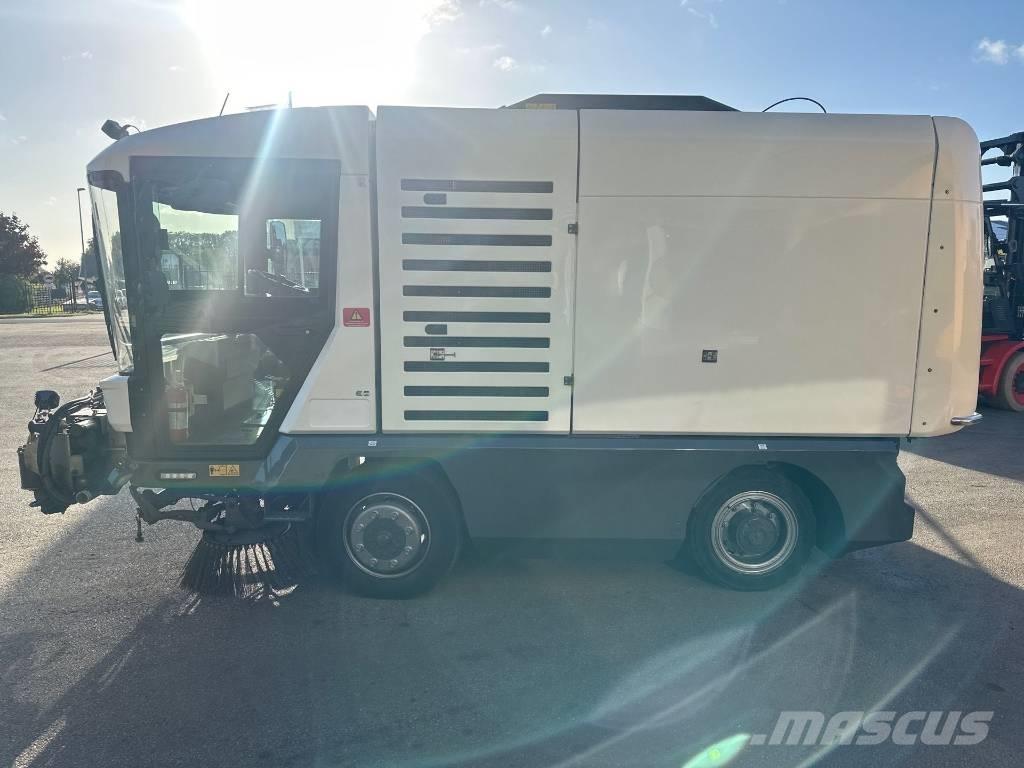 Ravo 540 STH Sweepers