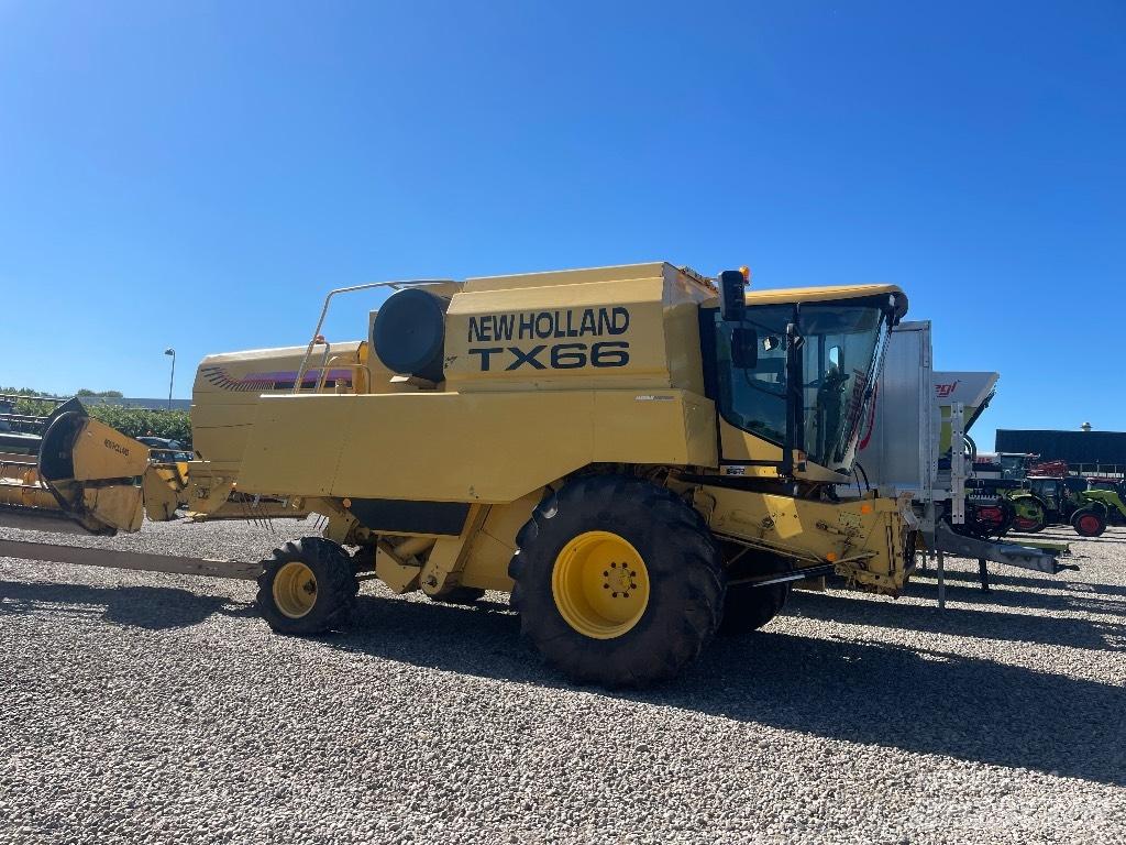 New Holland TX 66 Combine harvesters
