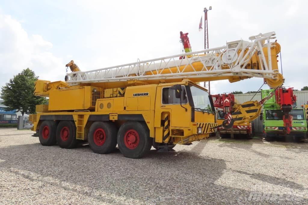 Liebherr LTM 1070-1 All terrain cranes