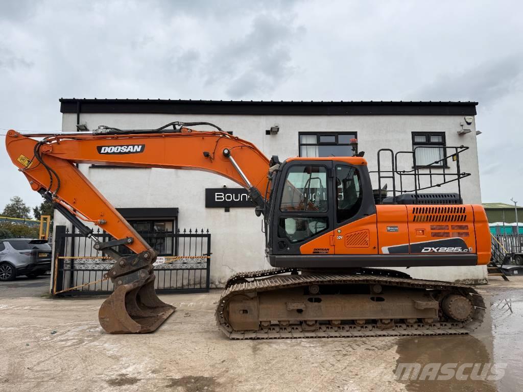 Doosan DX 225 LC-5 Crawler excavators