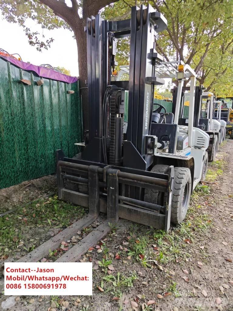 TCM FD 60Z8 Diesel trucks