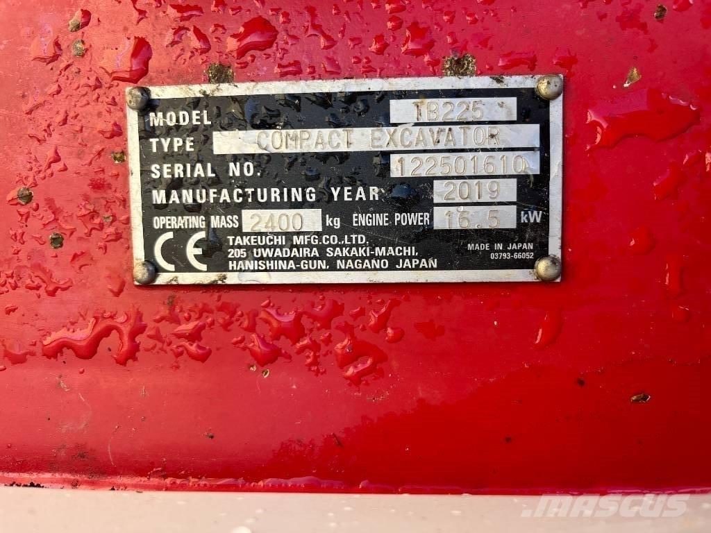 Takeuchi TB 225 Mini excavators < 7t