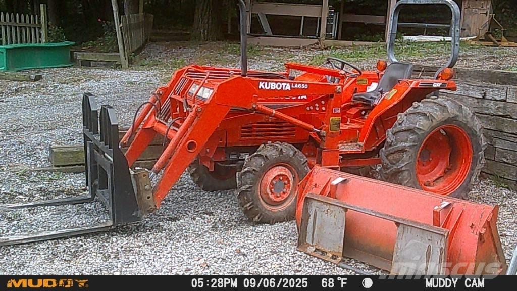 Kubota 3650 Tractors