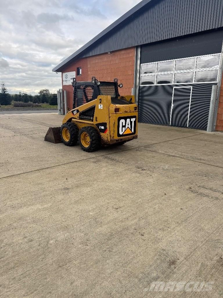 CAT 216 B 3 Skid steer loaders