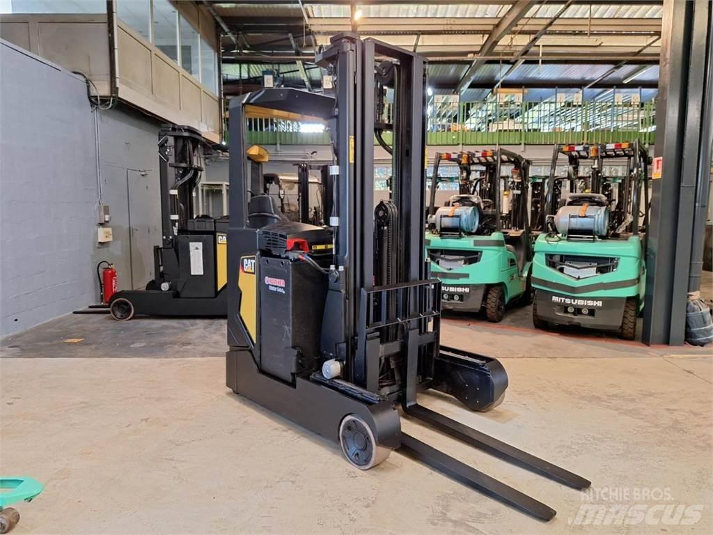 CAT NR16N2 Reach truck