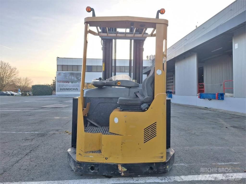 CAT NRM20K Reach truck