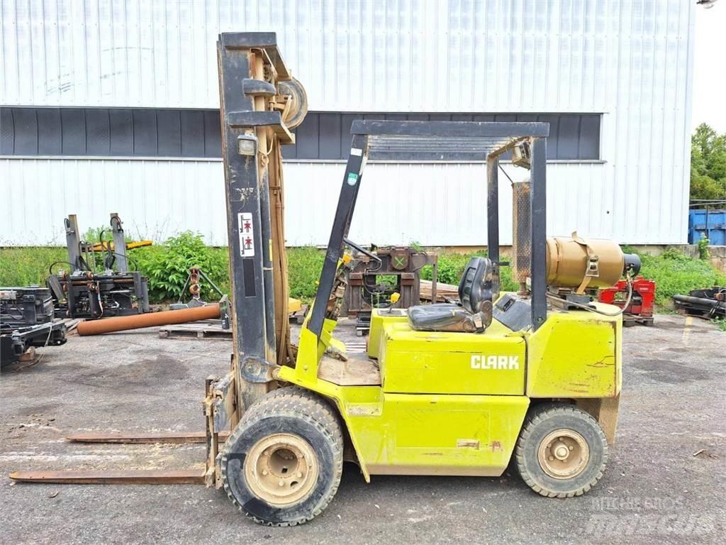 Clark GPM30 Other