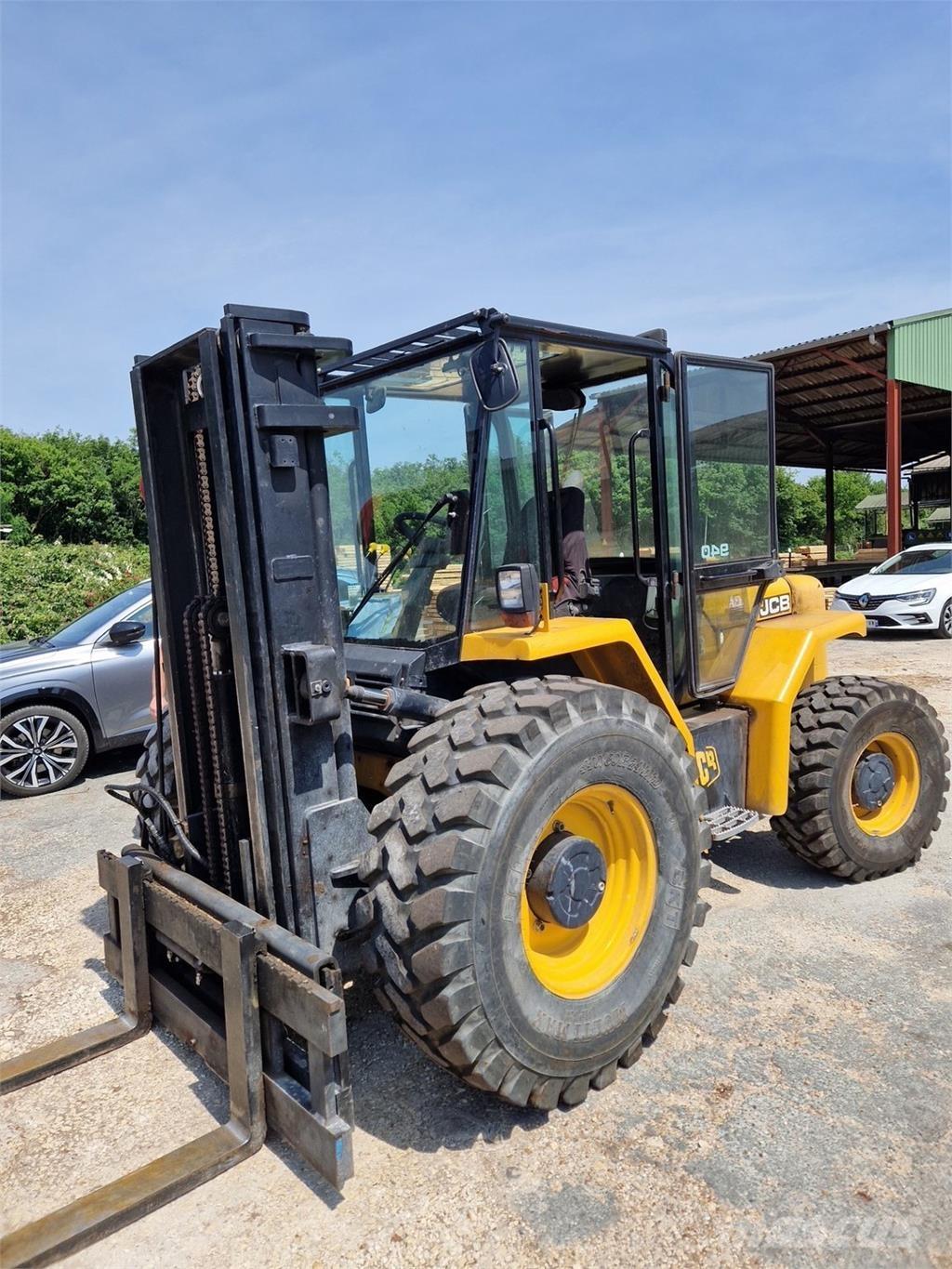 JCB 940-2 Rough terrain truck
