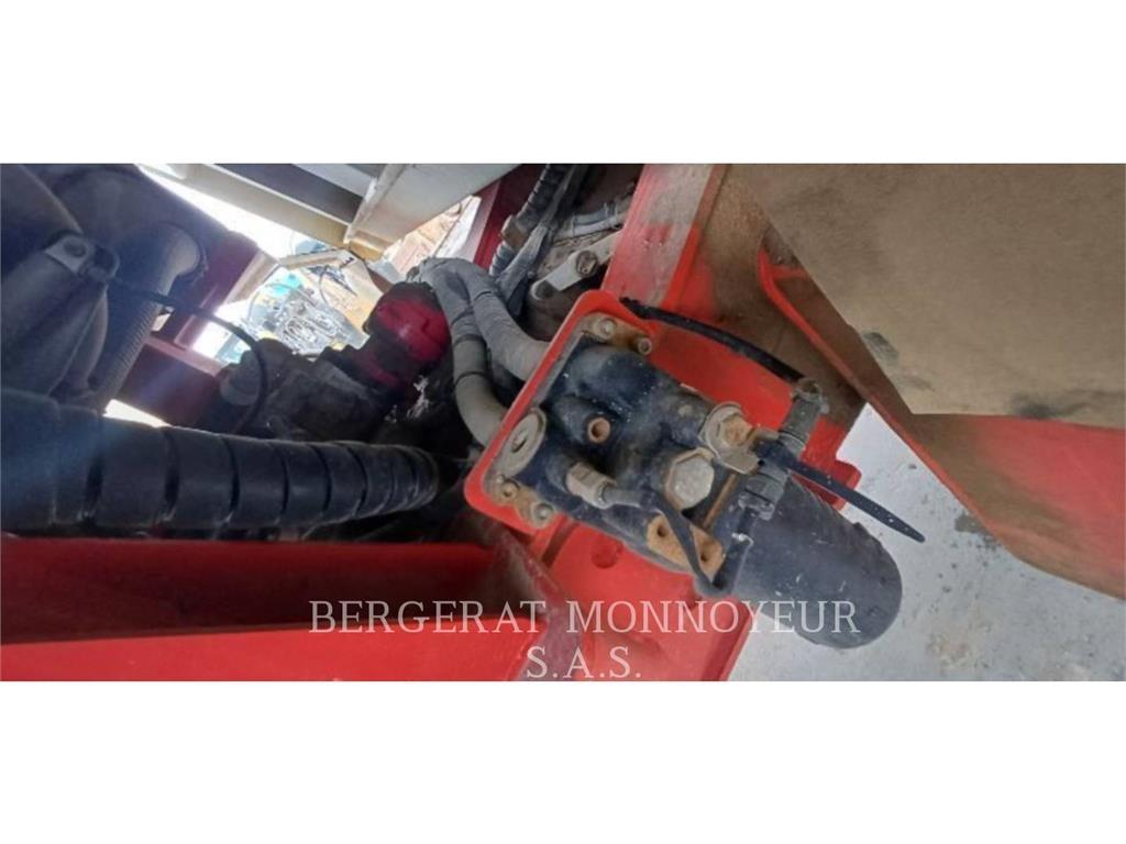 Astra RD40 Articulated Haulers