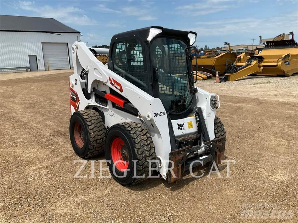 Bobcat S770 Skid steer loaders