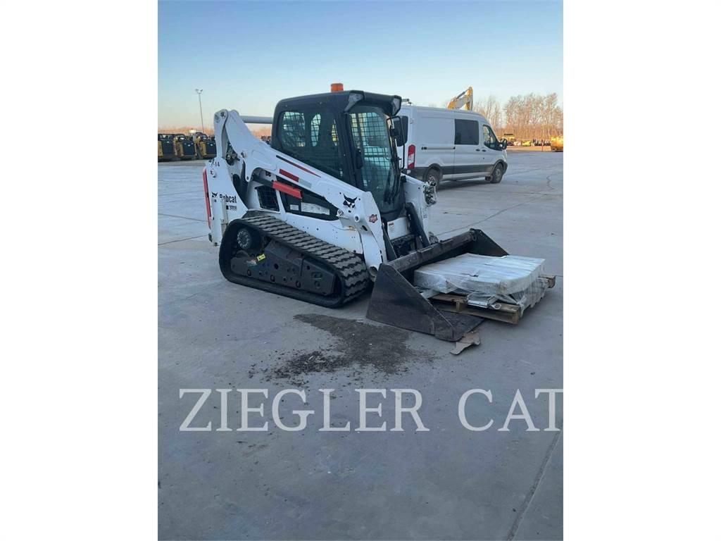 Bobcat T590 Crawler FEL's