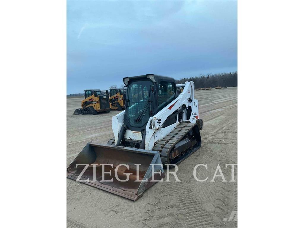 Bobcat T595 Crawler FEL's
