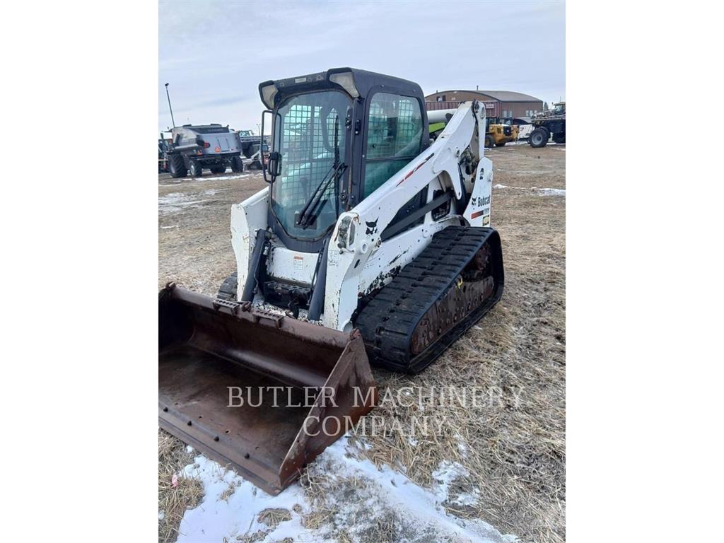 Bobcat T650 Crawler FEL's