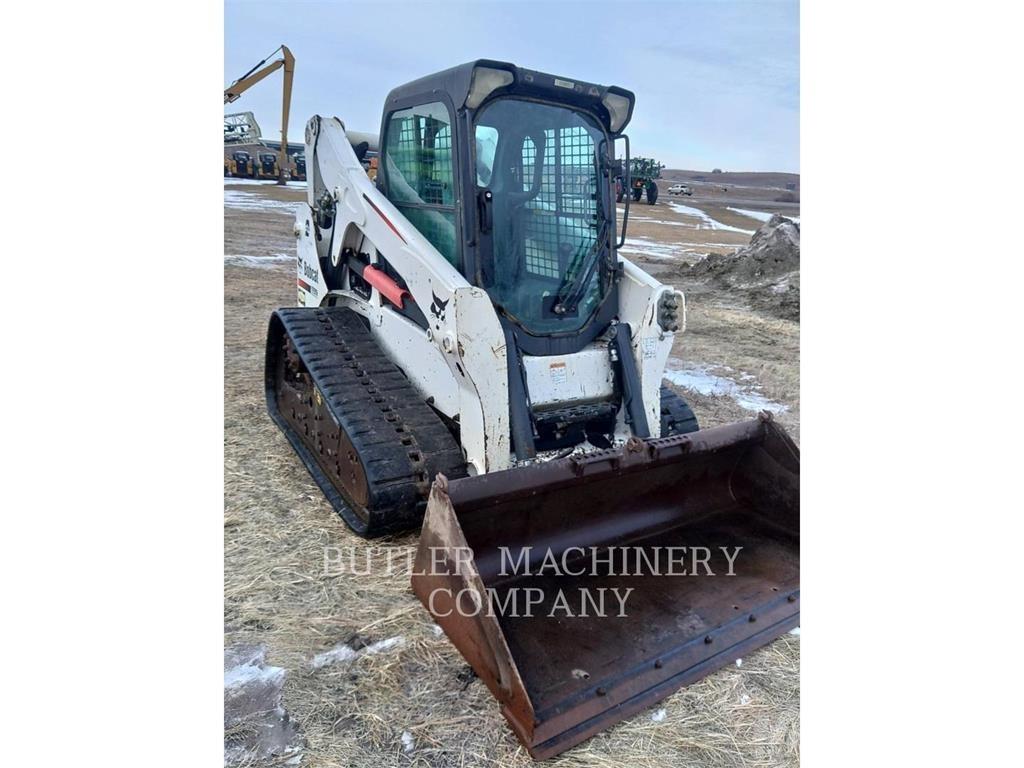 Bobcat T650 Crawler FEL's
