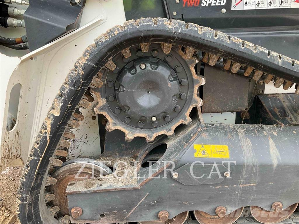 Bobcat T66 Crawler FEL's