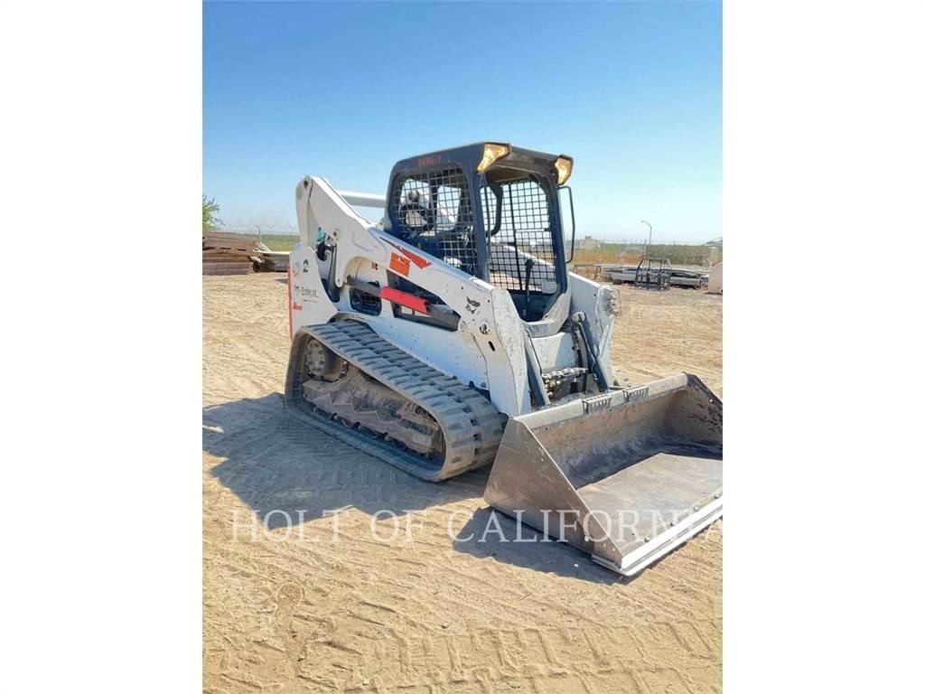 Bobcat T770 Crawler FEL's