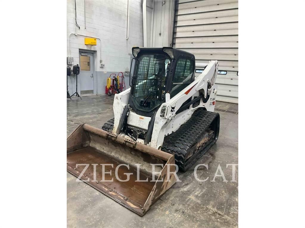 Bobcat T770 Crawler FEL's